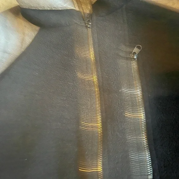 Mens KUHL Black Full Zip Thumb Holes Faux Leather Trim Sherpa Fleece Jacket Sz M - Picture 6 of 7